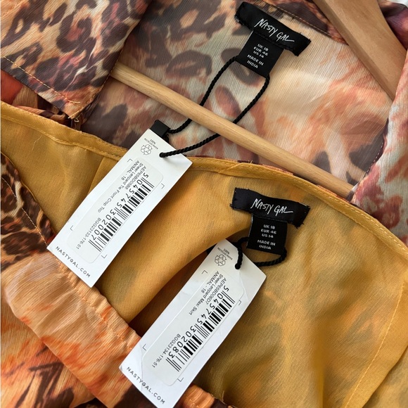 Nasty Gal Animal Print Sheer Bell Sleeve Tie Top 2 Piece Midi Skirt Set - Picture 11 of 12